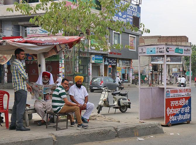 Morning at a chowk in Bathinda