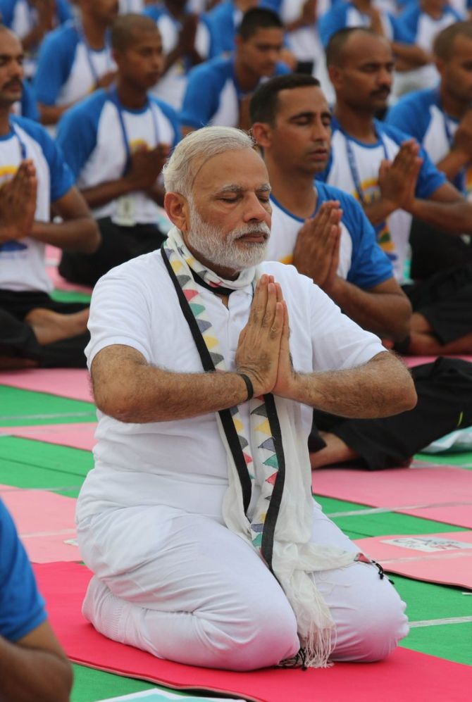 Photos Welcome To Pm Modis Yoga Class India News 