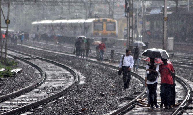 Mumbai trains