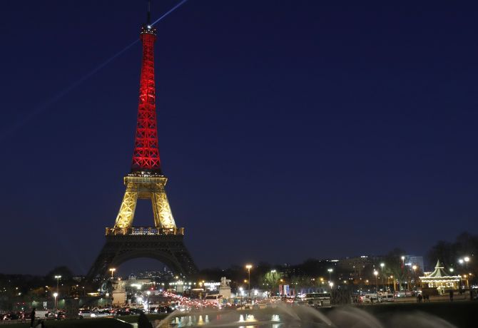 Eiffel Tower Glows in French Colors to Honor Victims