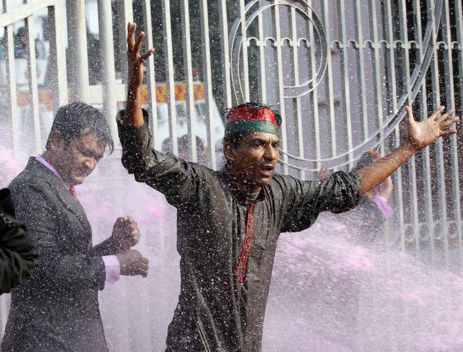 Lawyers and Bangladesh Jamaat-e-Islami activists protest inside the Supreme Court in Dhaka. Photograph: Andrew Biraj/Reuters