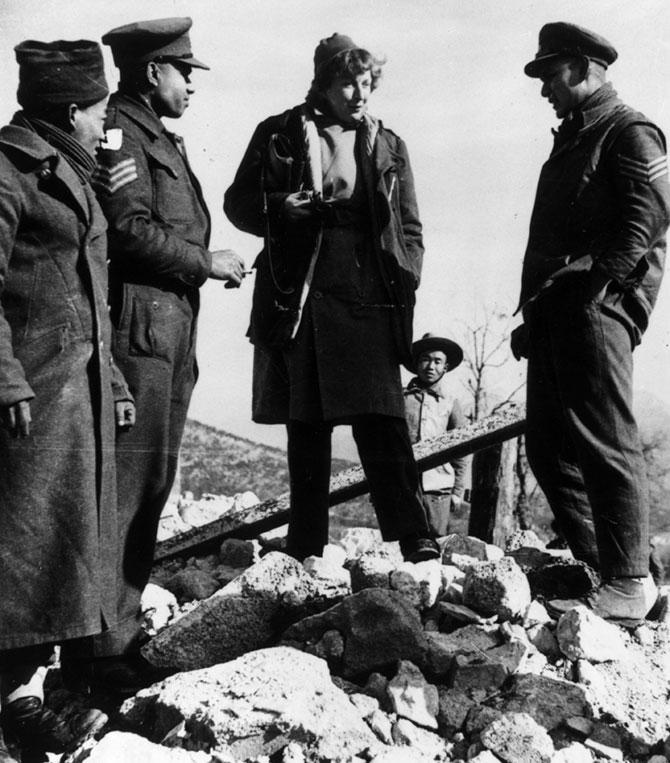 Martha Gelhorn interviews Indian soldiers in Italy, 1944