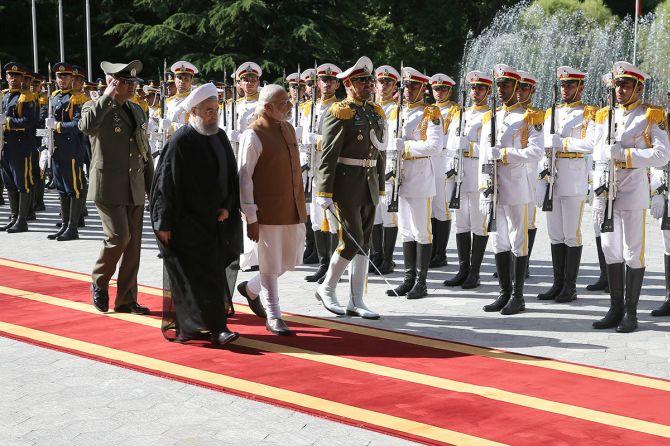 Prime Minister Narendra Modi with Iranian President Hassan Rouhani