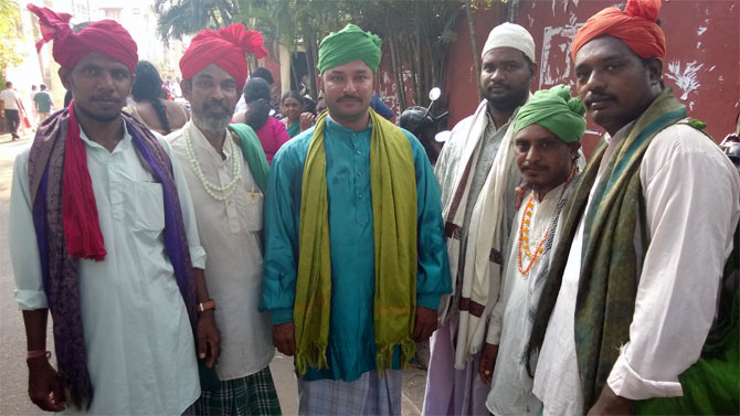 Muslims from the Vannarpettai Jamaat at Apollo Hospitals to pray for Jayalalithaa