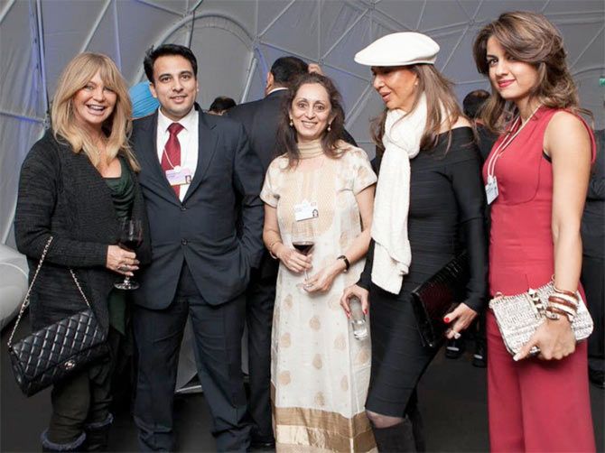 Goldie Hawn, Pallavi Kotak, Parmeshwar Godrej and Natasha Poonawala with Abhinav Kumar, CMO, TCS Europe