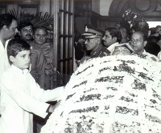 Why All India Radio couldn't announce Indira Gandhi's death till 6pm -  Rediff.com India News