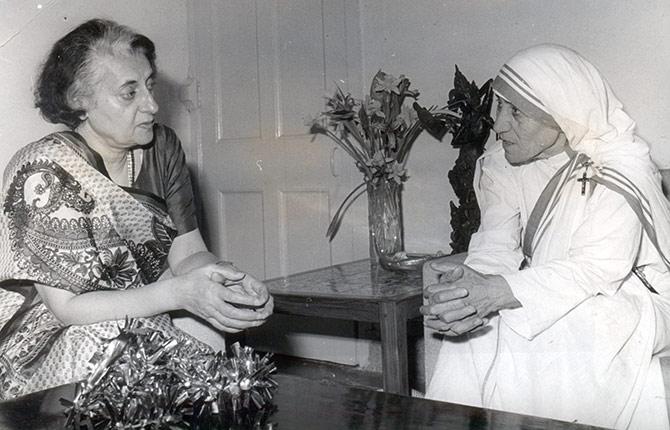 Indira Gandhi with Mother Teresa