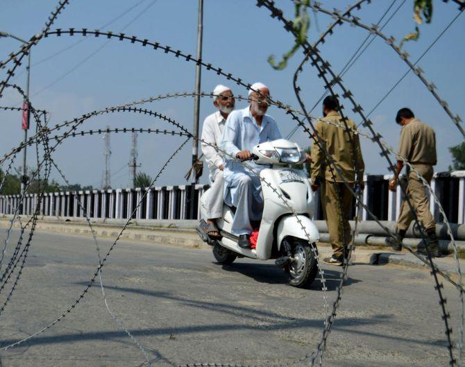 A street under curfew in Srinagar