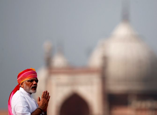 Narendra Modi speaking at the Red Fort on August 15
