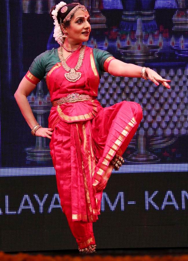 Dancers pay tribute to M S Subbulakshmi