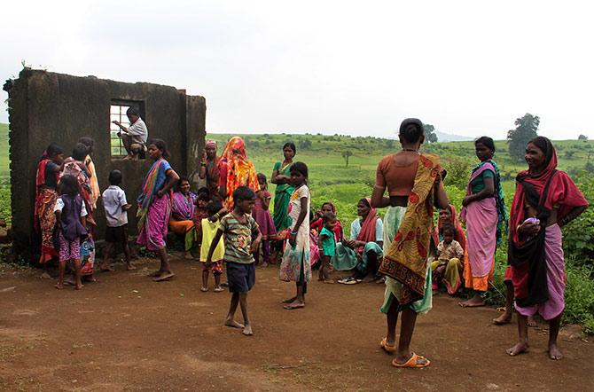 Namdev lost his son Ishwar on September 10, 2016. Almost 17 days later the family still received a steady stream of visitors. It is a tribal custom, said Pundalik Dhodi, a gram sevak, himself a Warli. 