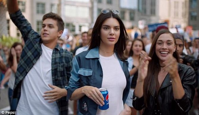 Pepsi Kendall Jenner