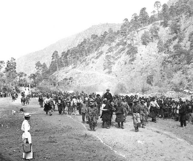 Dalai lama on the way to Bomdila