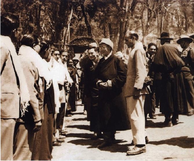 Dalai Lama meeting locals in Bomdila