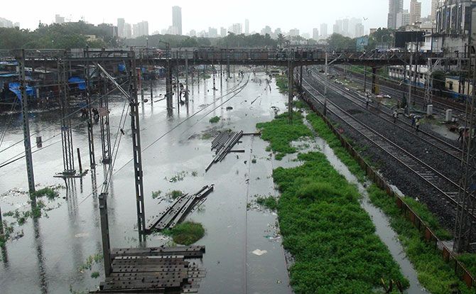 Flooded railways tracks in Mumbai, August 29, 2017. Photograph: Photograph: Afsar Dayatar/Rediff.com