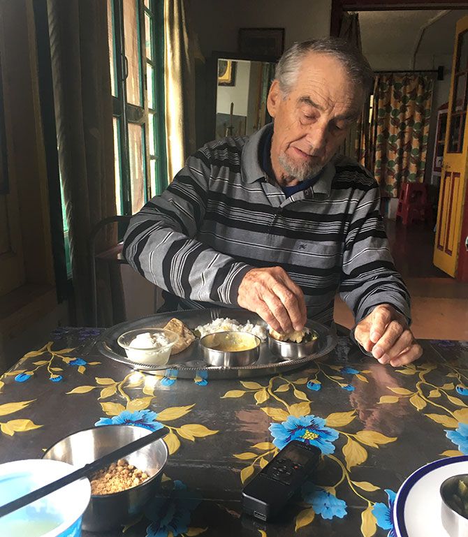 Bill Aitken eats a simple meal of dal bhaat