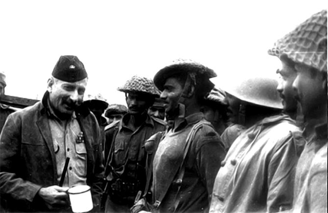 General Manekshaw with soldiers