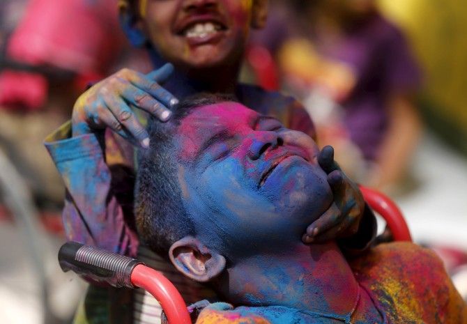 Differently abled children celebrate Holi