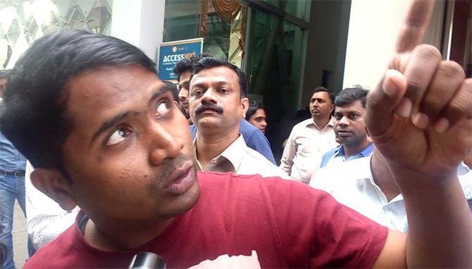 Mahesh Sable who saved many lives when a restaurant in Kamala Mills caught fire