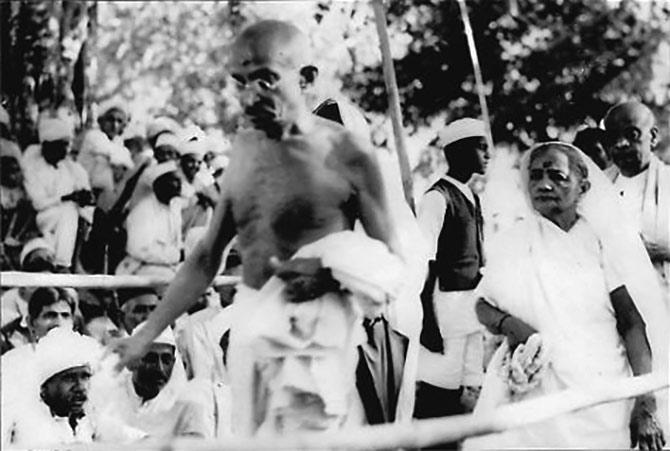 Mahatma Gandhi with his wife, Kasturba