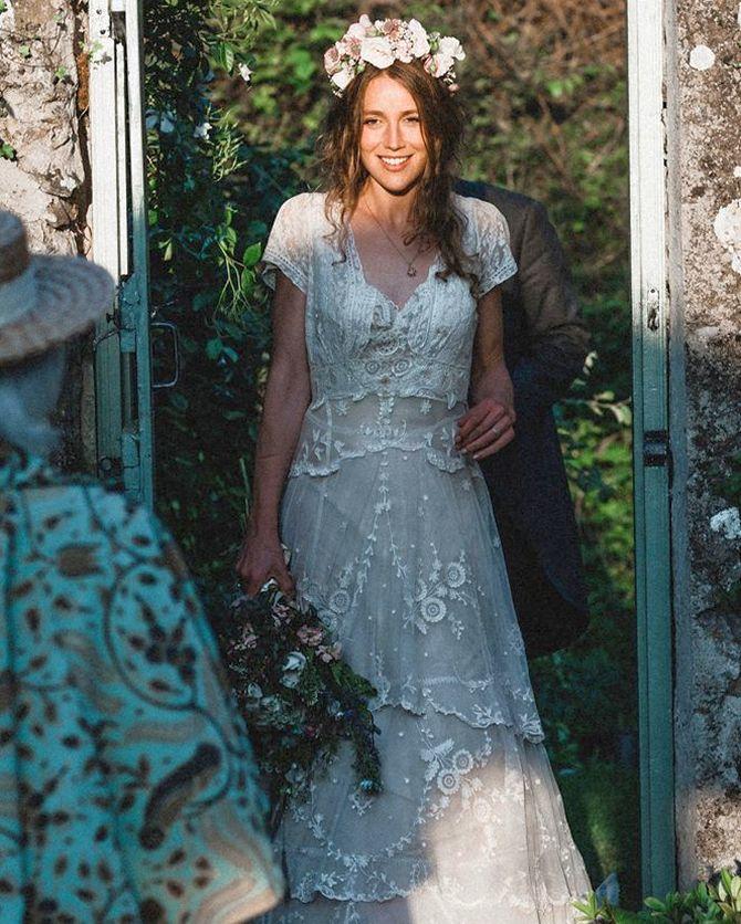 Bride reunited with her 150 year old lost wedding dress Rediff