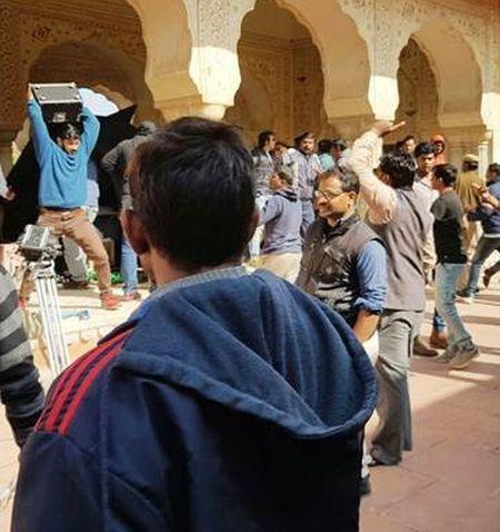 The Rajput Karni Sena vandalises the sets of Sanjay Leela Bhansali's Padmavati in Jaipur