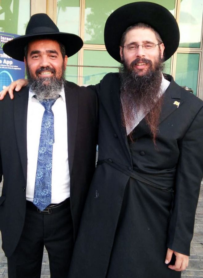 Rav Reuven Solomon Galsurkar (left)