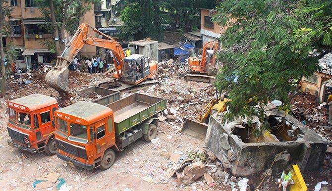 Mumbai building collapse victim on how he survived - Rediff.com India News