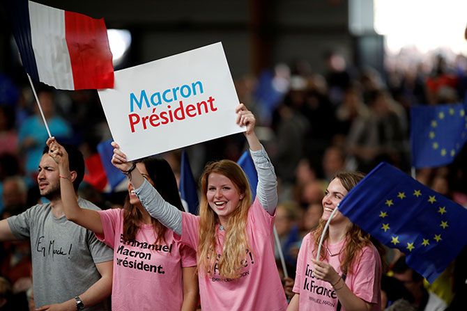 Supporters of French Presidential candidate Emmanuel Macron