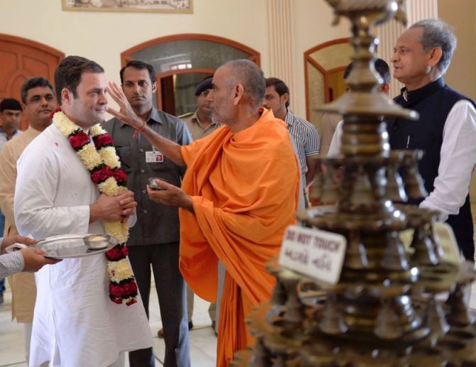 Rahul Gandhi began his campaign for the assembly election in north Gujarat with a visit to the Akshardham temple in Gandhinagar, November 11, 2017.