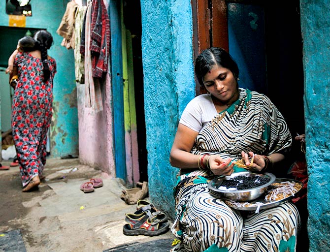 A cramped Mumbai home