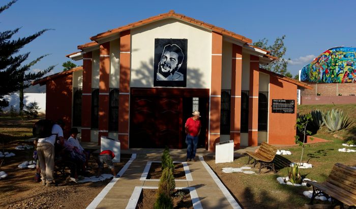 Remembering Che in Switzerland, 50 years after his death - SWI