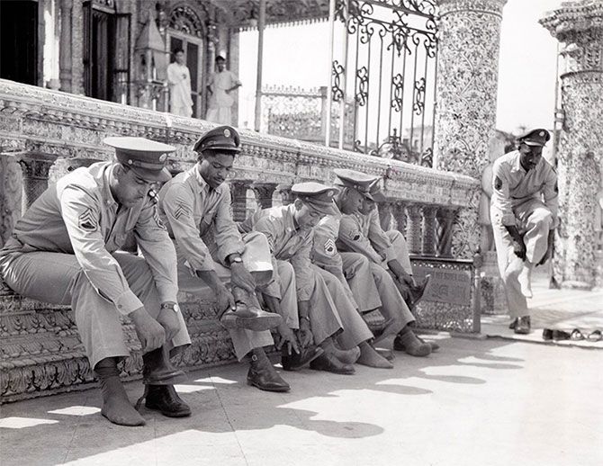 American soldiers at a Jain temple 