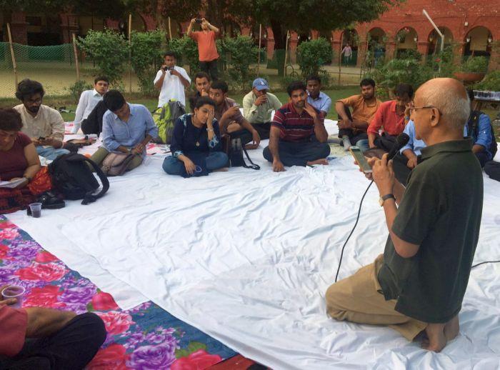 Harsh Mander interacting with people during his Karwan-e-Mohabbat yatra in 2017