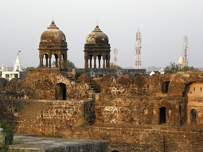 Malegaon fort. Kind courtesy: Wikipedia