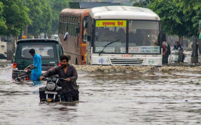 From Jammu to Kerala, rain fury spares no one - Rediff.com India News