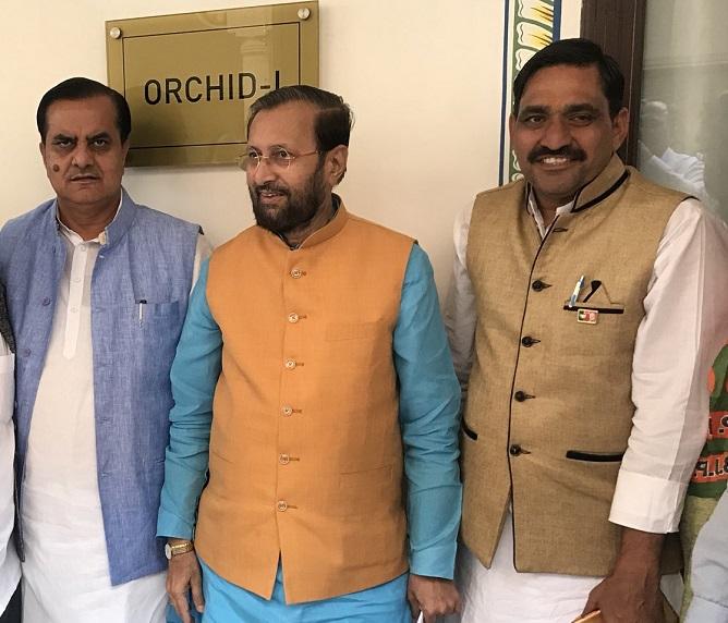 Union Human Resource Development Minister Prakash Javadekar, centre, is the Bharatiya Janata Party's election in-charge for Rajasthan