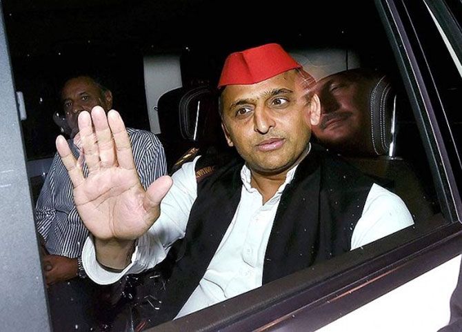 The deft footwork behind the Mayawati-Akhilesh meeting confirmed that protocol is as powerful in India's politics as it was in the film, Anna and the King of Siam, says Sunanda K Datta-Ray. Photograph: PTI