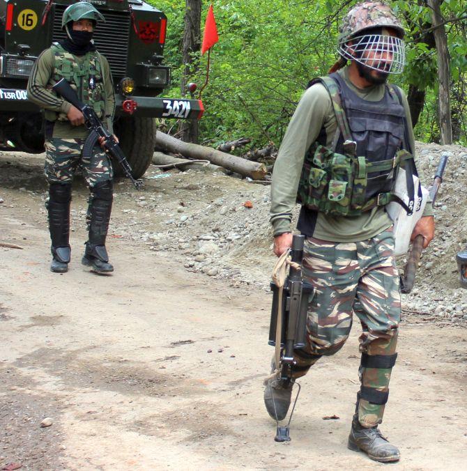 5 Terrorists Killed In Kashmir Encounter; Professor Reportedly Among ...