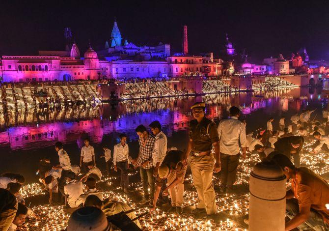 Ayodhya: Korean First Lady attends Diwali fete at Queen Heo Memorial ...