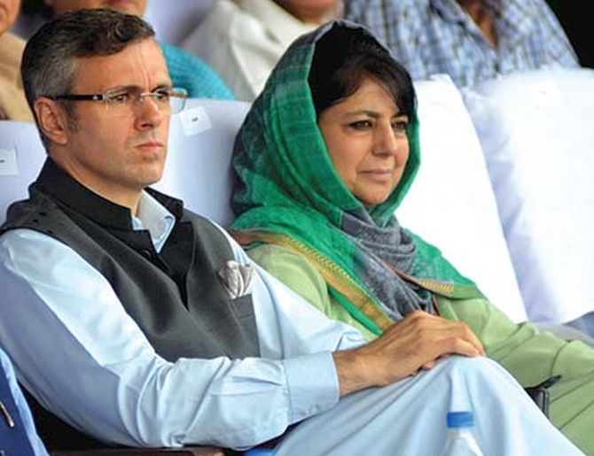  Former Kashmir chief ministers Omar Abdullah and Mehbooba Mufti in happier times