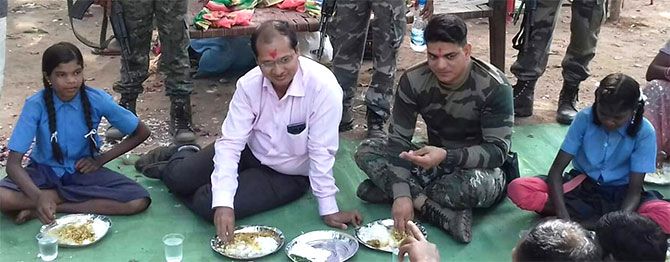 A meal with tribals in Naxal infested Abujmaad area of Kondagaon