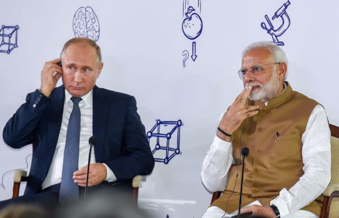 Russian President Vladmir Putin and Prime Minister Narendra Damodardas Modi interact with students in New Delhi, October 5, 2018.  Photograph: Atul Yadav/PTI Photo