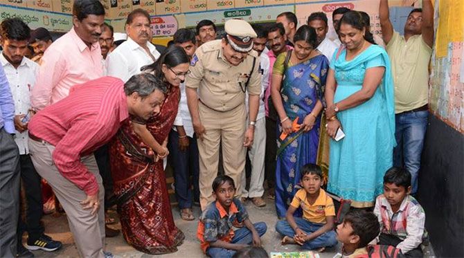 Comissoner of Police Mahesh M Bhagwat started a school programme for migrant children