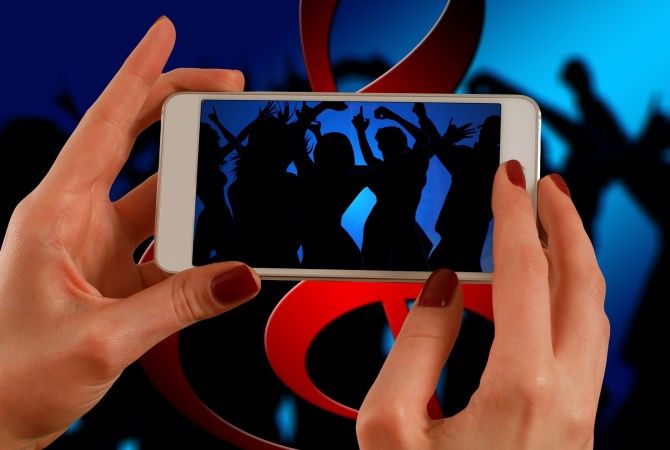 Video-streaming apps like TikTok raise red flags for young audiences