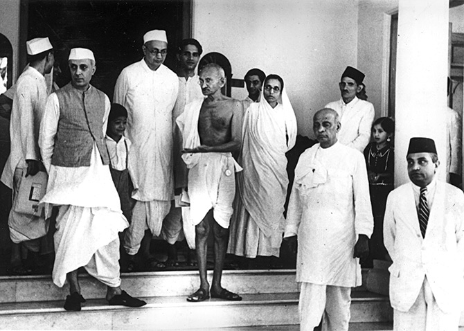 Why we must salute both Nehru and Patel - Rediff.com India News