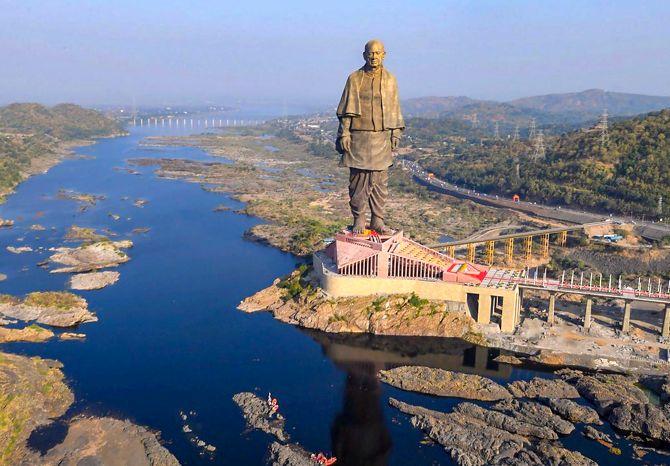 Why crocodiles from ponds near Statue of Unity being shifted