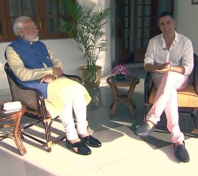 Narendra Damodardas Modi with Rajeev Bhatia aka Akshay Kumar. Photograph: ANI