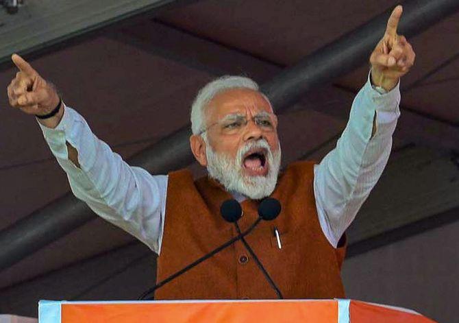 Prime Minister Narendra Damodardas Modi addresses a rally in Guntur, Andhra Pradesh. Photograph: PTI Photo