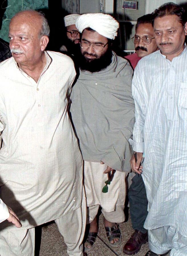 February 4, 2000: Masood Azhar leaves the Karachi press club after a news conference where he announced the founding of the Jaish e Mohammad. He had been freed from an Indian prison along with two other terrorists in exchange for the passengers and crew of the hijacked Indian Airlines flight IC-814 on December 31, 1999. Photograph: Reuters